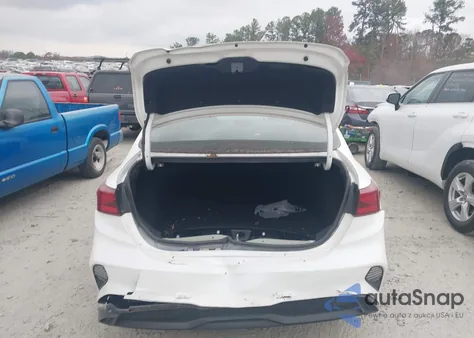 2024 Kia Forte Lxs z USA, uszkodzony, nr VIN 3KPF24AD7RE706903